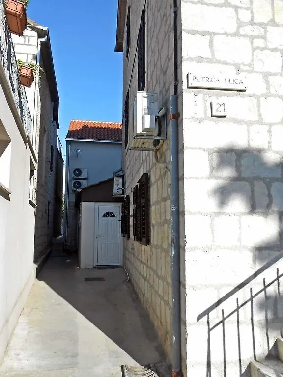 Summer Bay Apartments Split Croatia