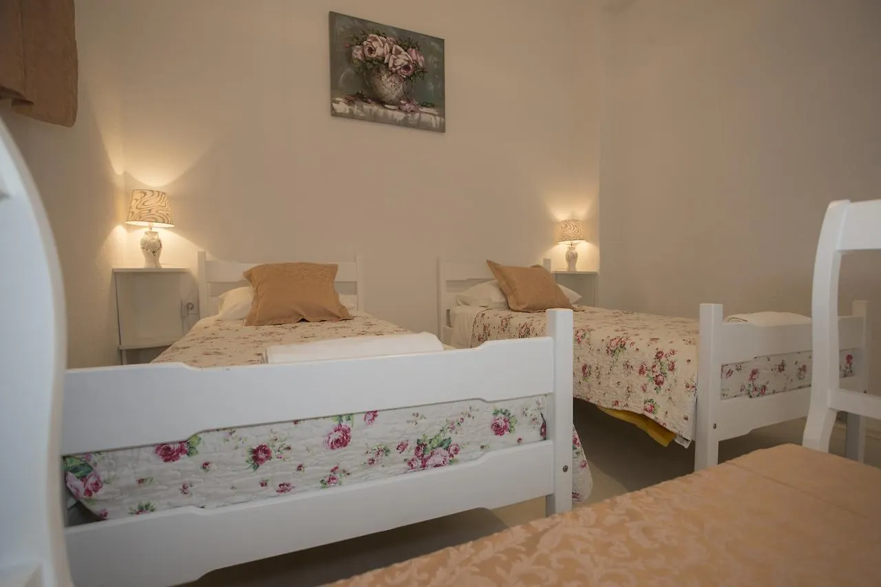 *** Guest house Summer Bay Apartments Split Croatia