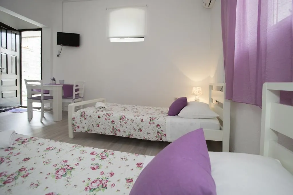 Summer Bay Apartments Split 3*,