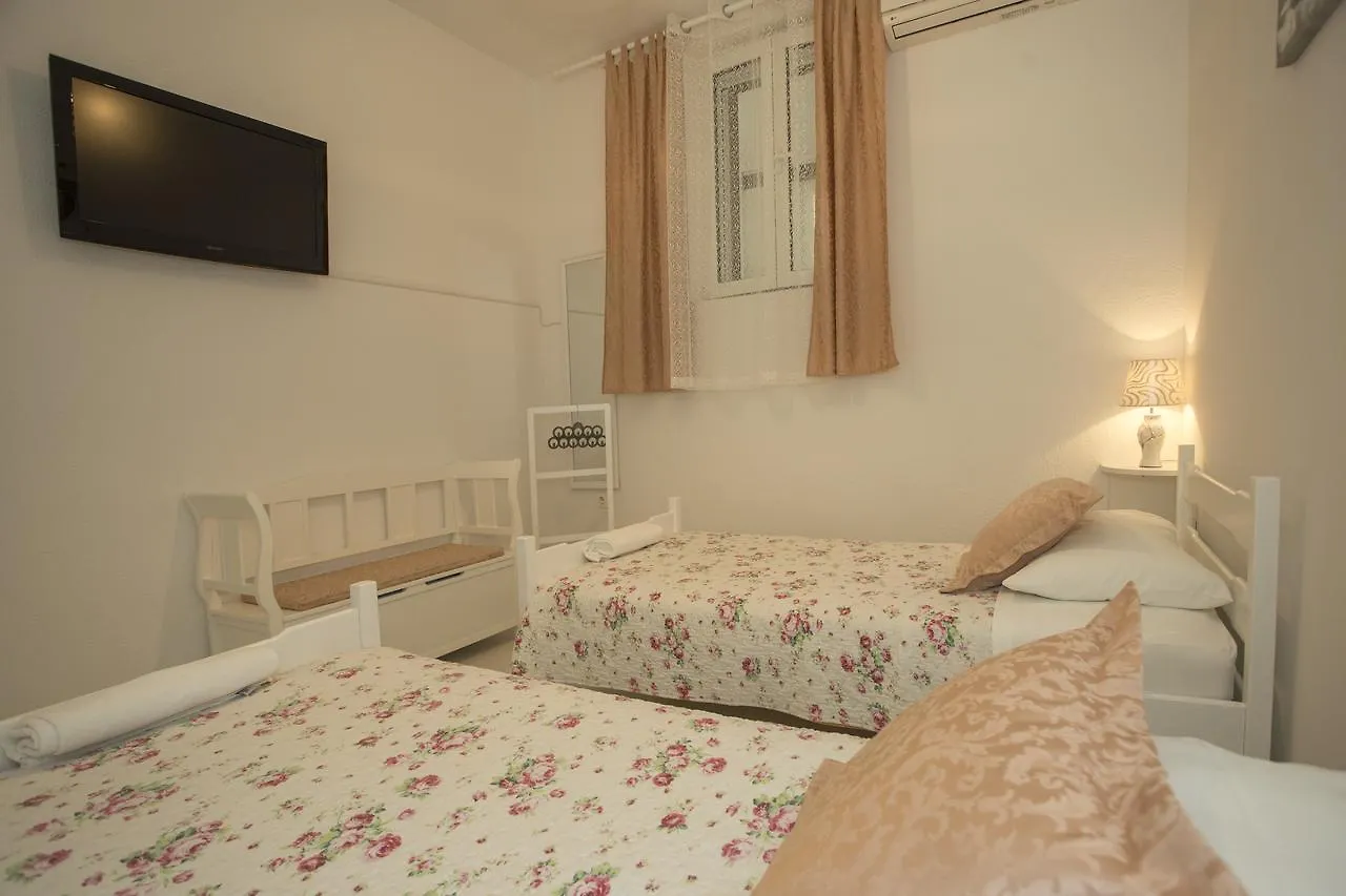 Summer Bay Apartments Split